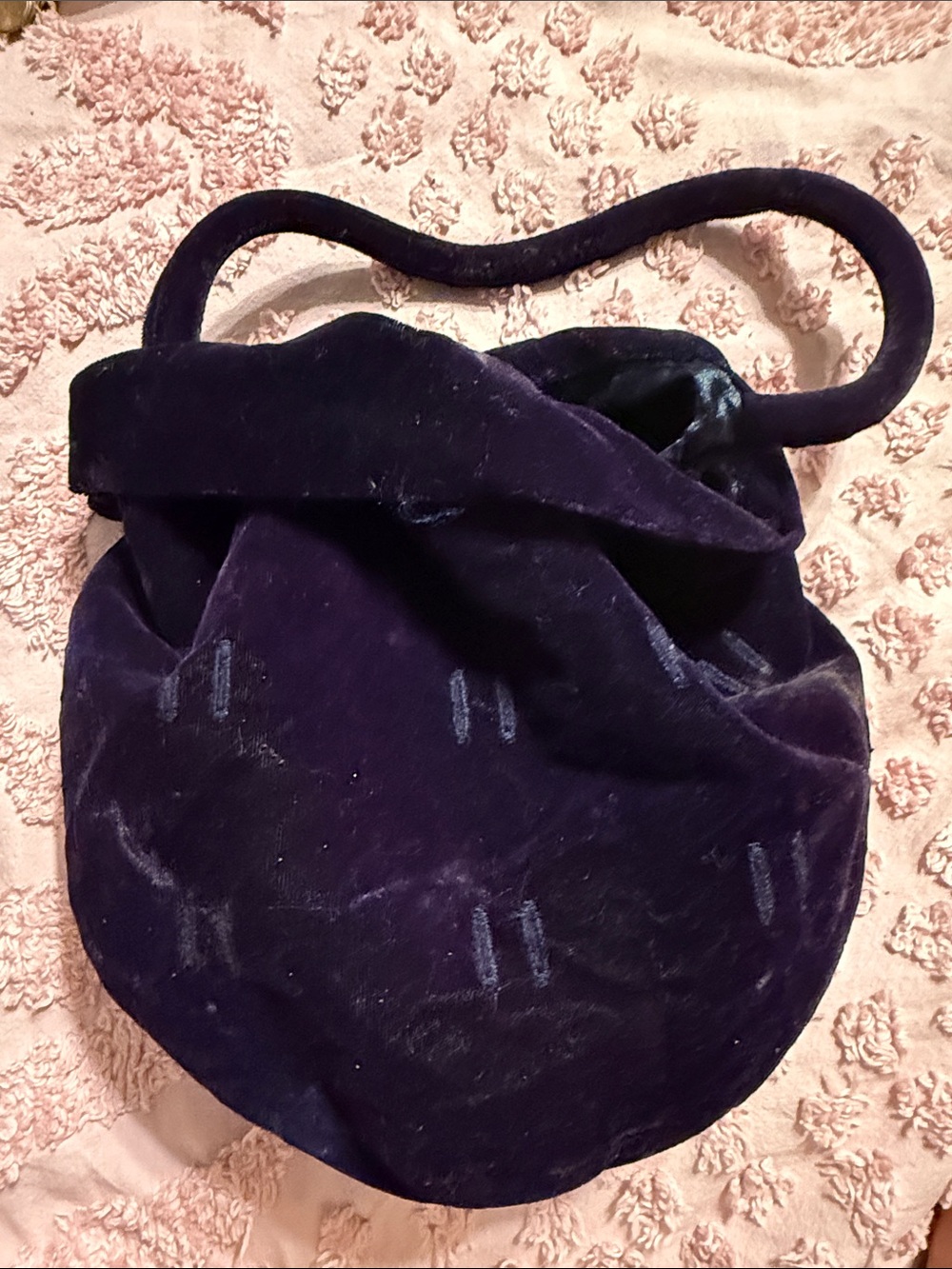 Women’s Velvet Shoulder Bag in Deep Purple